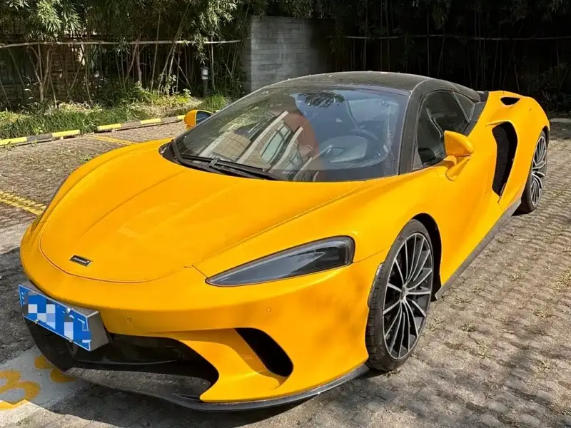 McLaren GT, 2023