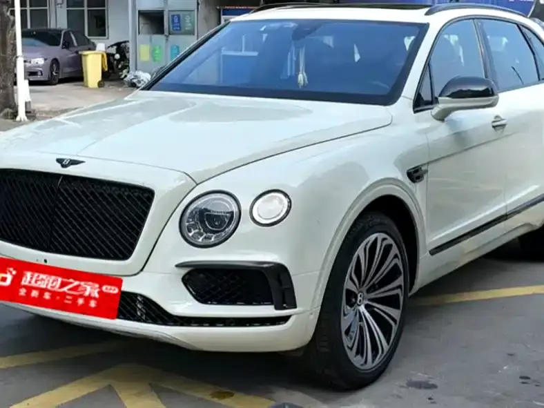 Bentley Bentayga, 2017