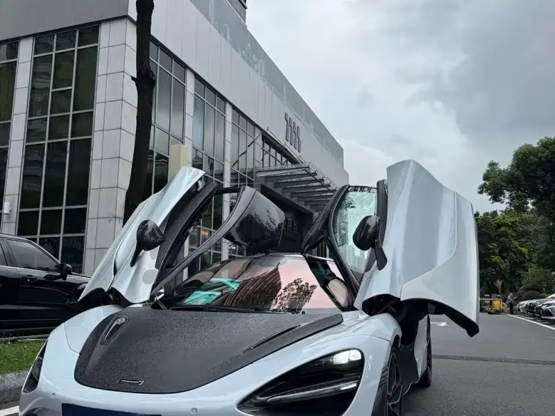 McLaren 720S, 2019