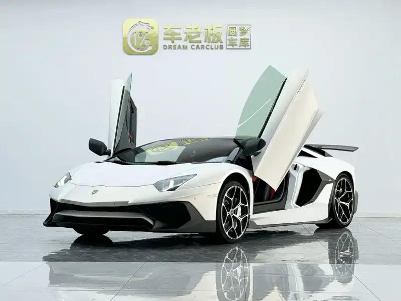Lamborghini Aventador, 2012