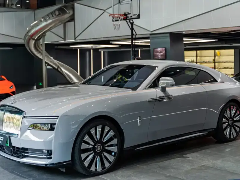 Rolls-Royce Phantom, 2024