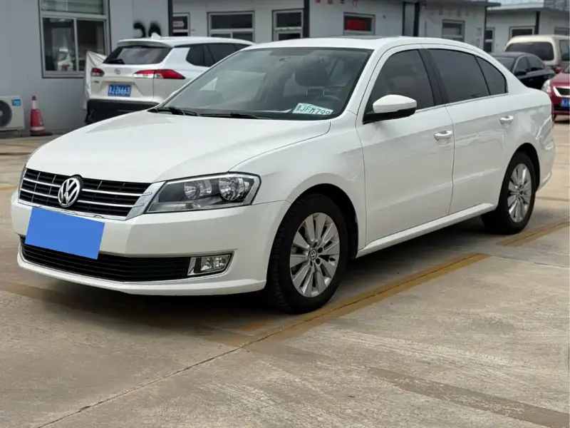 Volkswagen Lavida, 2013