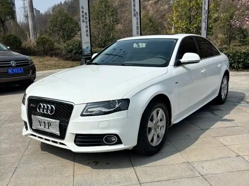 Audi A4L, 2010