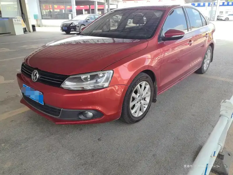 Volkswagen Sagitar, 2013