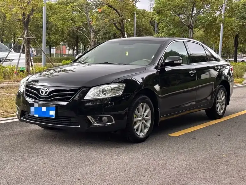 Toyota Camry, 2011
