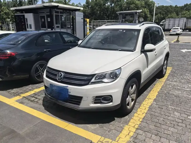 Volkswagen Tiguan, 2013