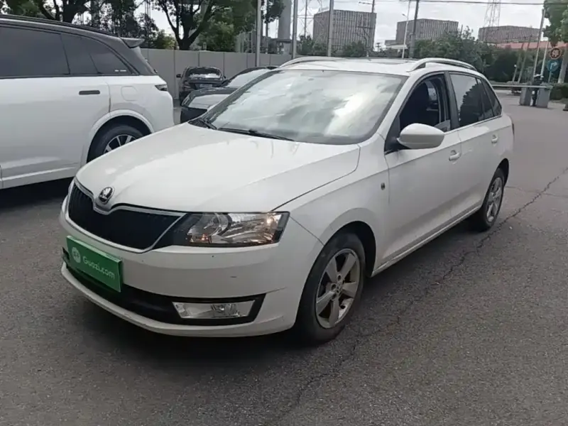 Skoda Rapid Spaceback, 2016