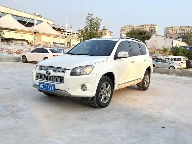 Toyota RAV4, 2012