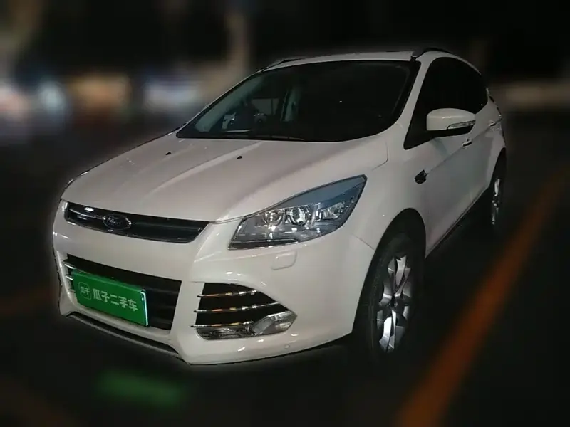 Ford Kuga, 2014