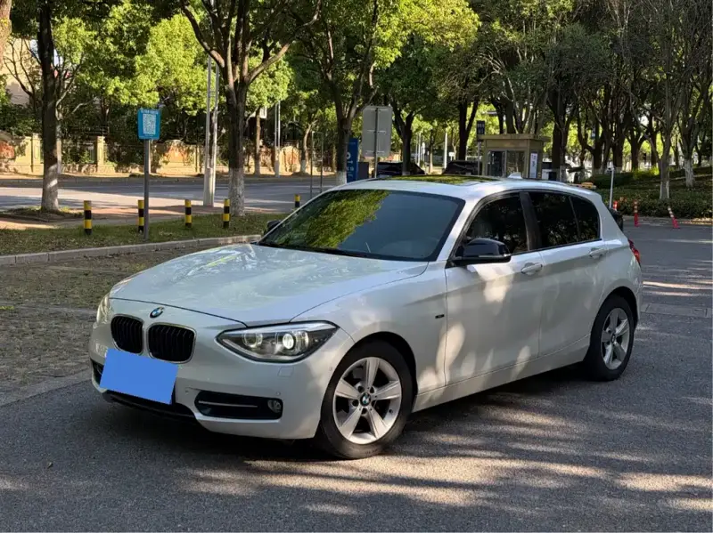 BMW 1 Series (Import), 2013