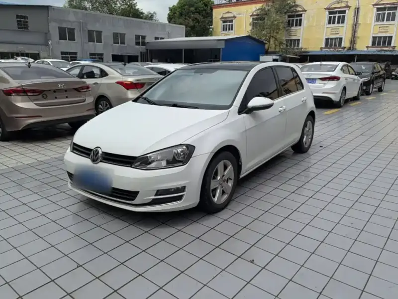 Volkswagen Golf, 2014