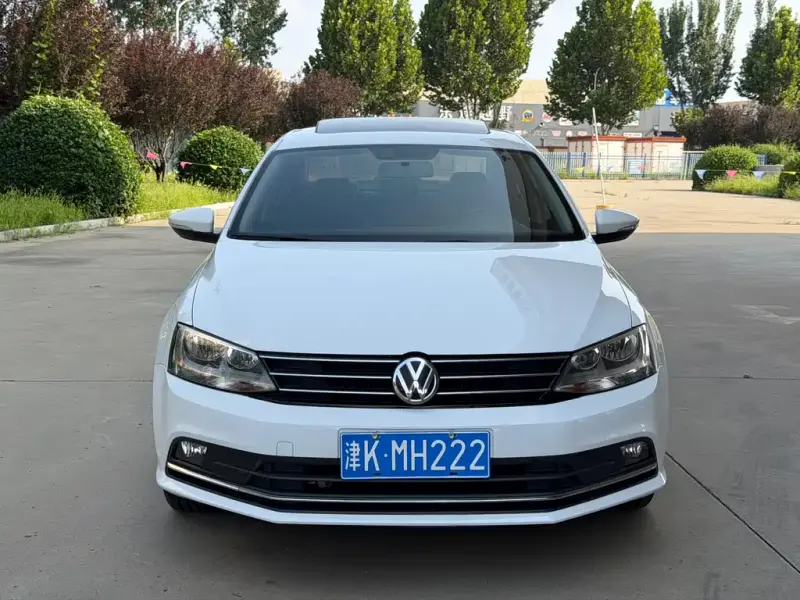 Volkswagen Sagitar, 2016