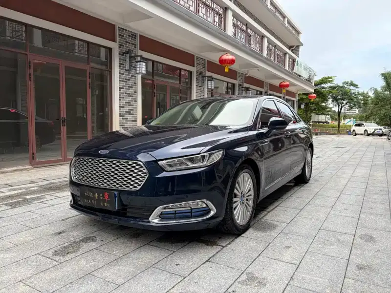 Ford Taurus, 2016
