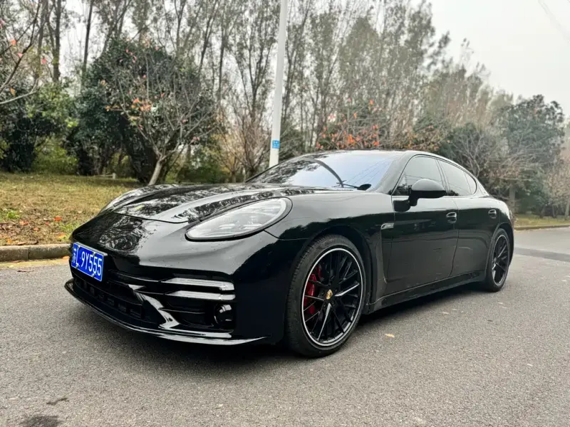 Porsche Panamera, 2012