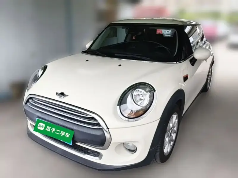MINI Mini, 2015