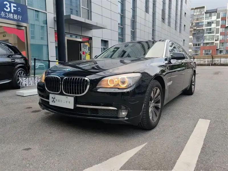 BMW 7 Series, 2011 — фото 1