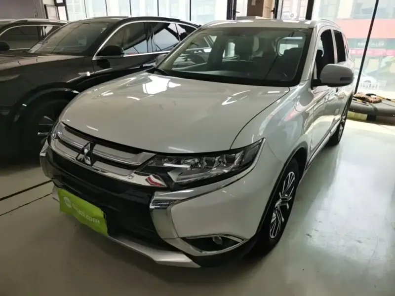 Mitsubishi Outlander, 2018