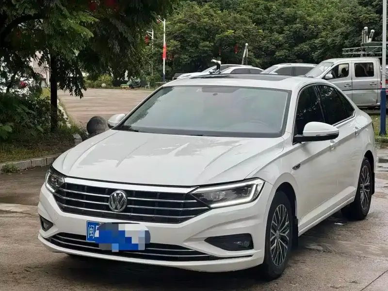 Volkswagen Sagitar, 2020