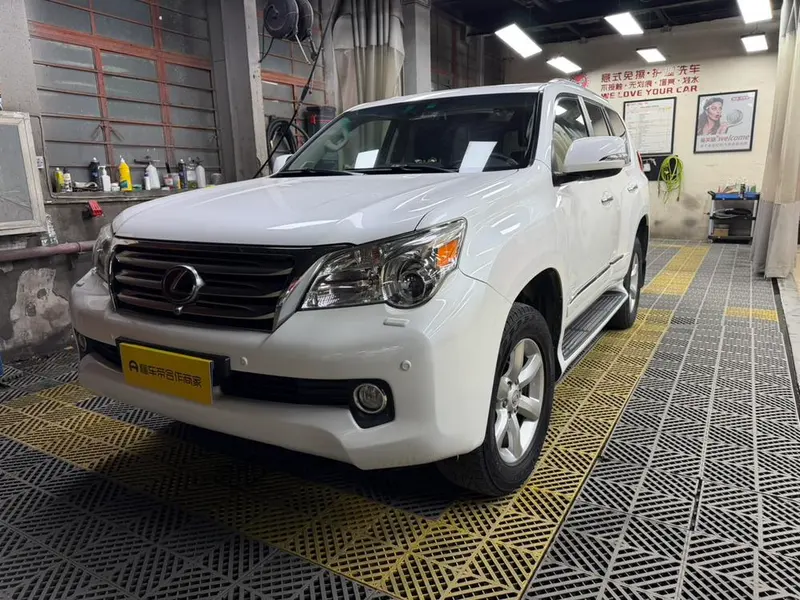 Lexus GX, 2010