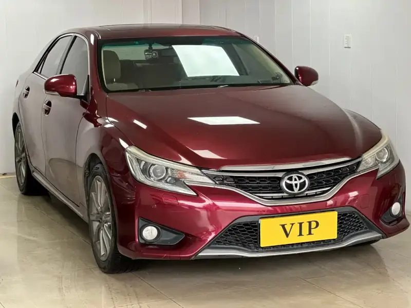 Toyota Reiz, 2015