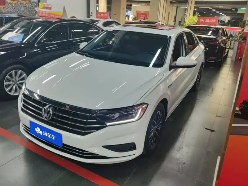 Volkswagen Sagitar, 2020