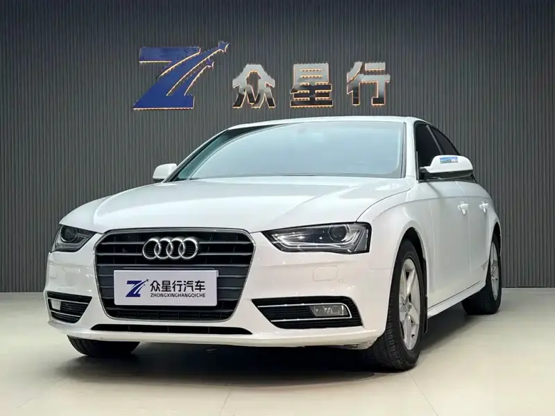 Audi A4L, 2015