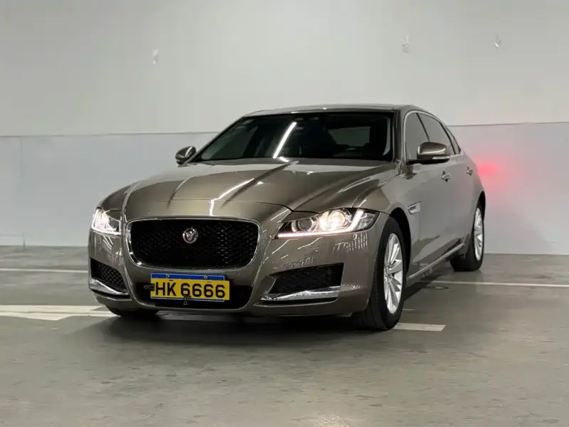 Jaguar XFL, 2017 — фото 1