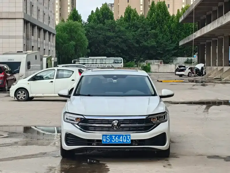 Volkswagen Sagitar, 2022