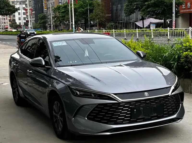 BYD Qin L, 2025