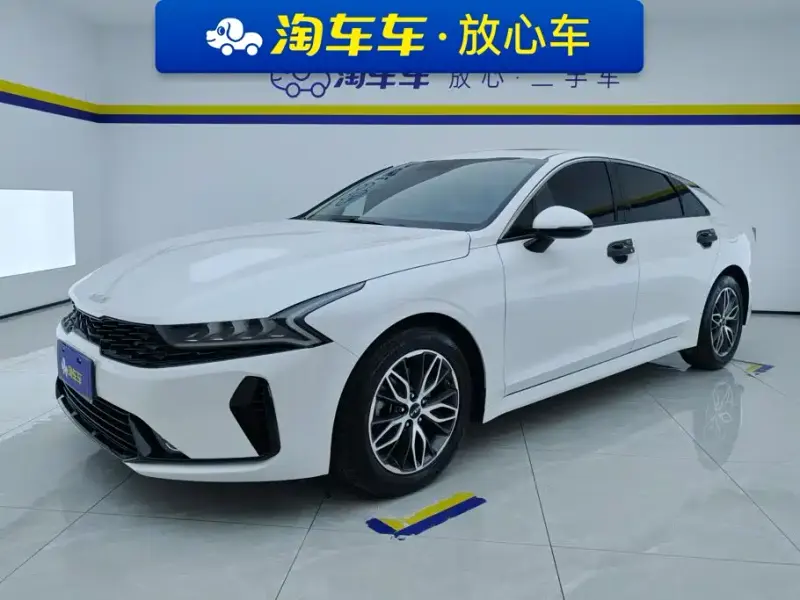 Kia K5, 2022