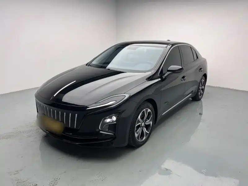 Hongqi E-QM5, 2023