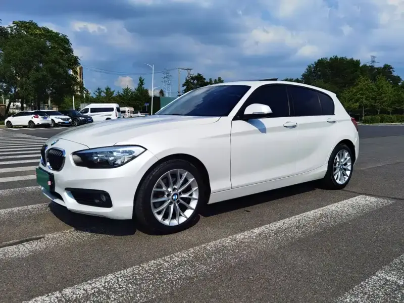 BMW 1 Series (Import), 2017