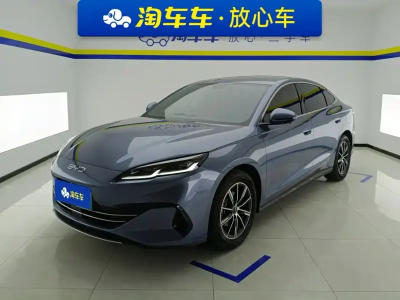 BYD 06, 2025