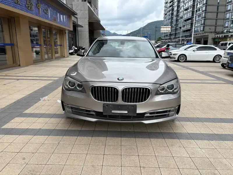 BMW 7 Series, 2015 — фото 1