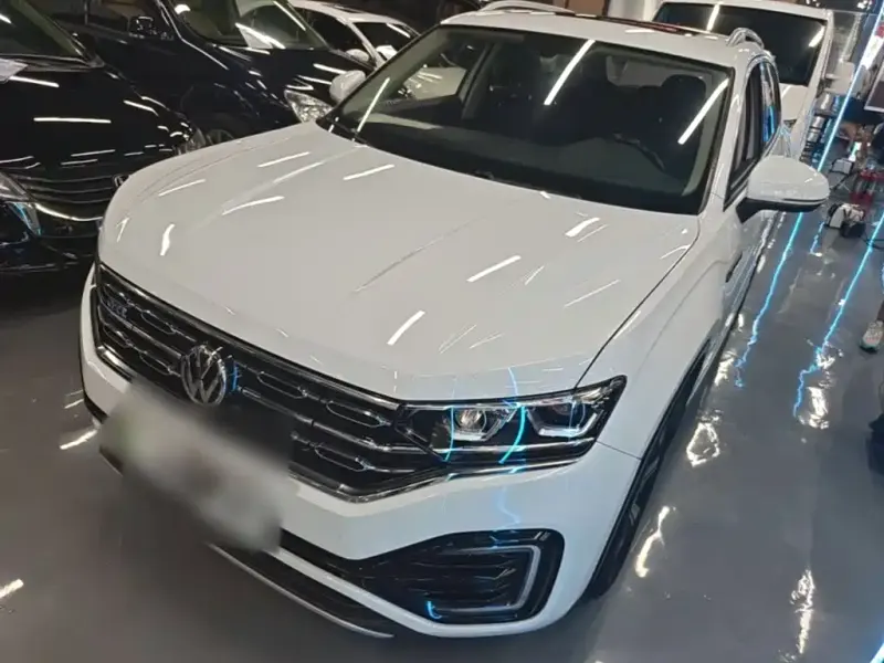 Volkswagen GTE, 2021