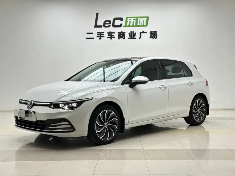Volkswagen Golf, 2021