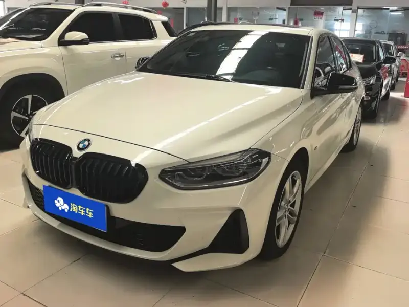 BMW 1 Series, 2021