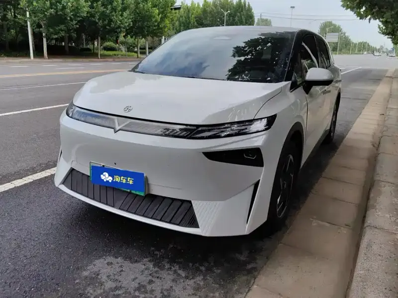 Venucia VX6, 2025