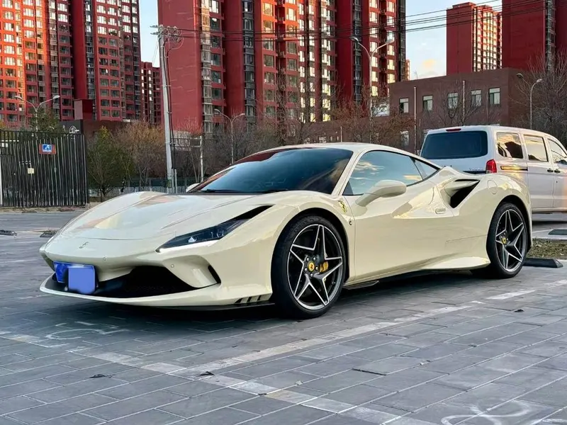 Ferrari F8, 2019