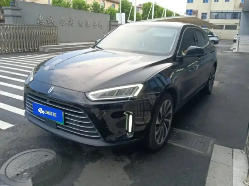 AITO M5, 2022