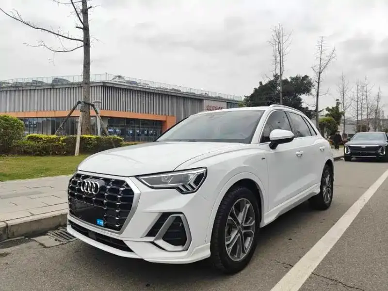 Audi Q3, 2020