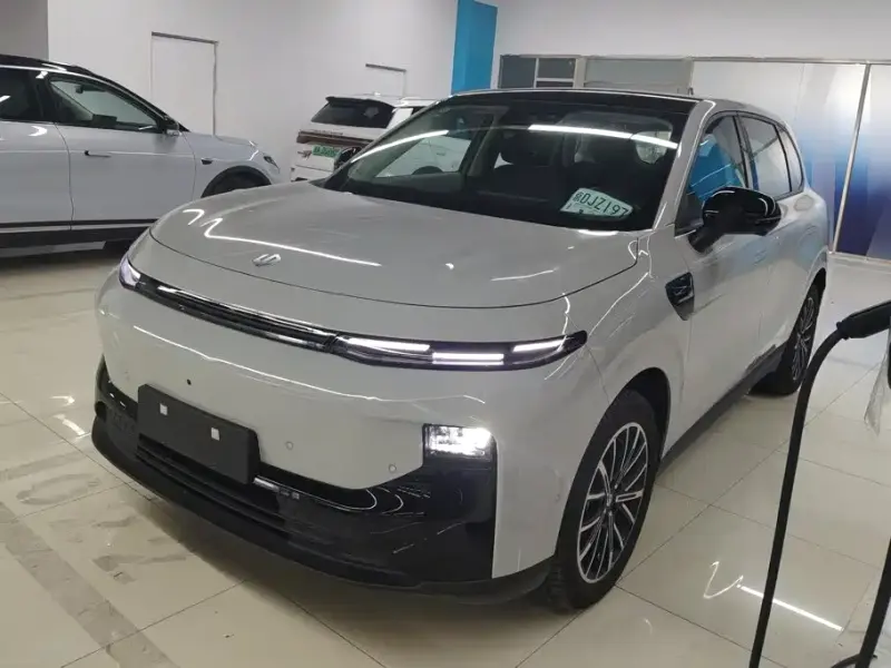 Leapmotor B10, 2025