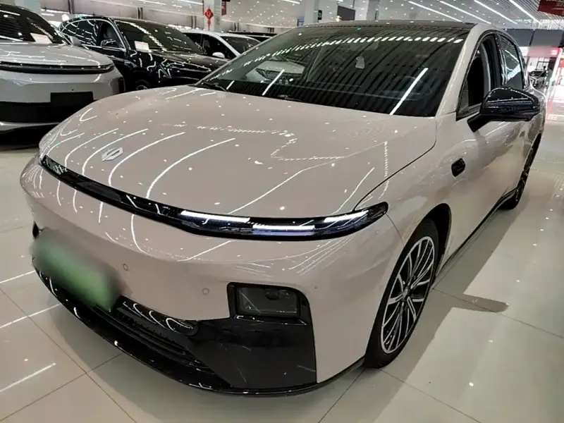 Leapmotor B01, 2025