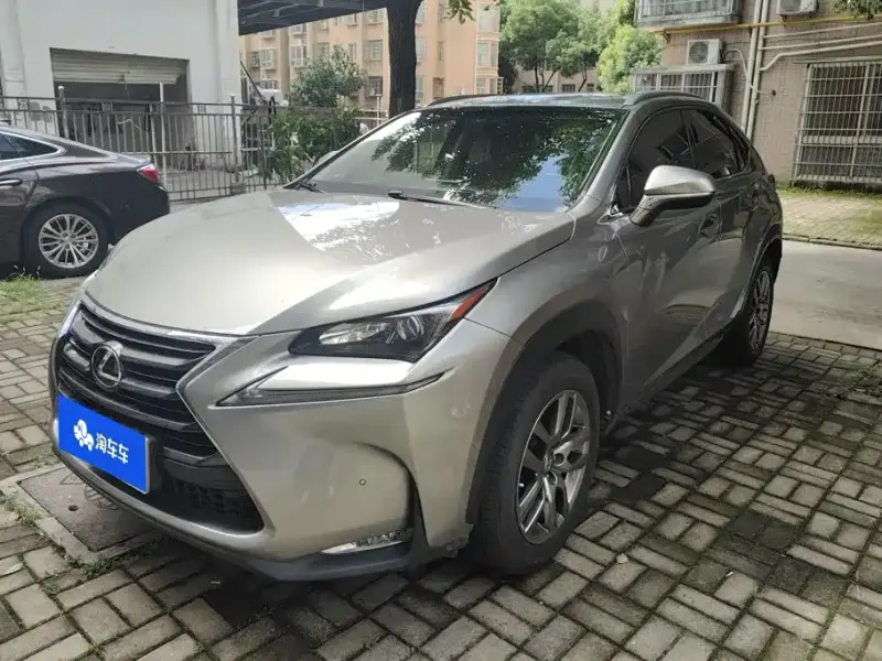 Lexus NX, 2015