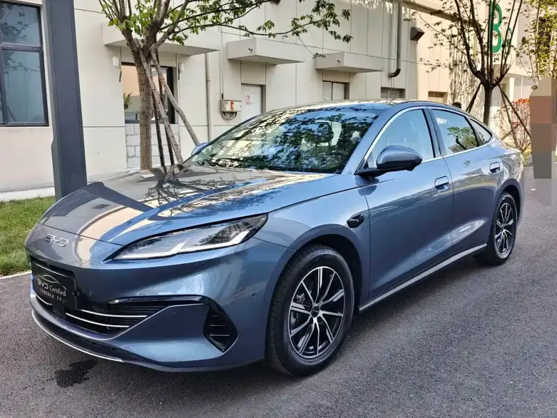 BYD 06, 2025