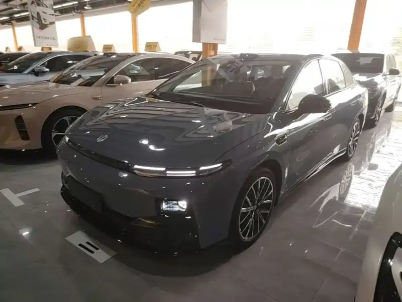 Leapmotor B01, 2025
