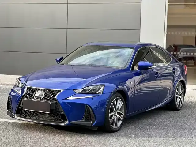 Lexus IS, 2018