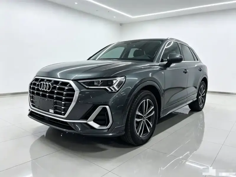 Audi Q3, 2021