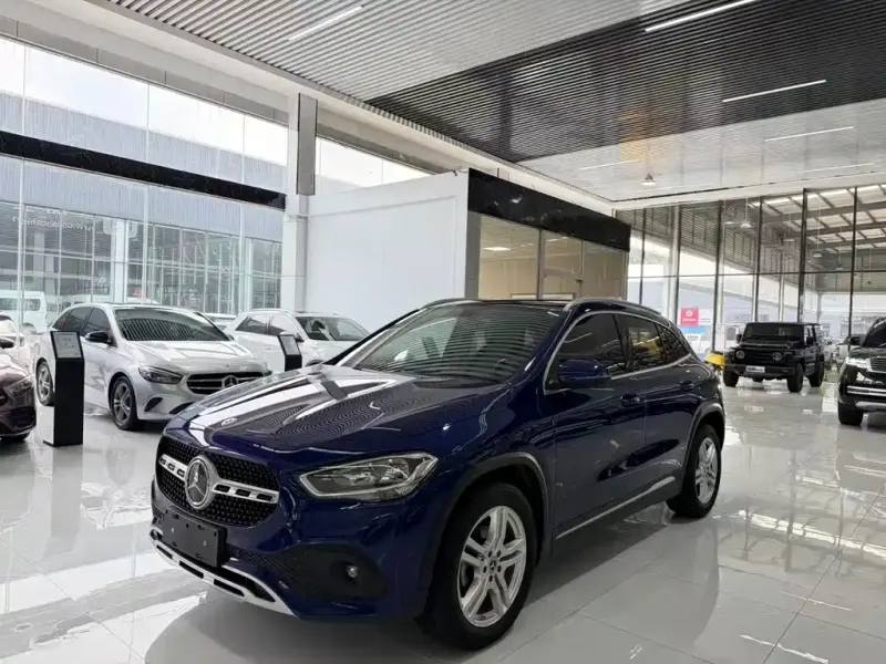 Mercedes-Benz GLA, 2021