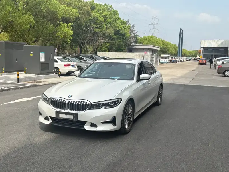 BMW 3 Series, 2019